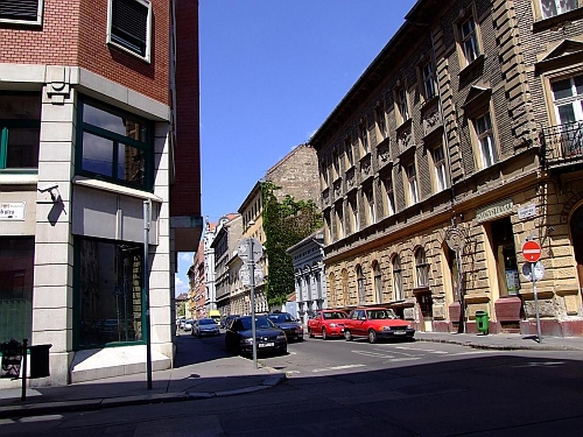 Cozy & Quiet Apartment Near Kiraly Street Free Parking, Ac, Perfect For 4 Guests! Будапешт Экстерьер фото